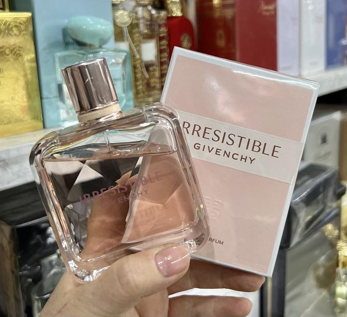 Духи Irresistible Givenchy Ирресистайбл Живанши