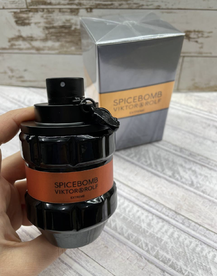 Духи Viktor & Rolf Spicebomb Extreme Спейсбомб Экстрим