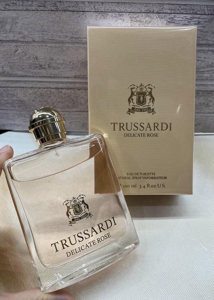 Духи Trussardi Delicat Rose Труссарди Деликат Роза