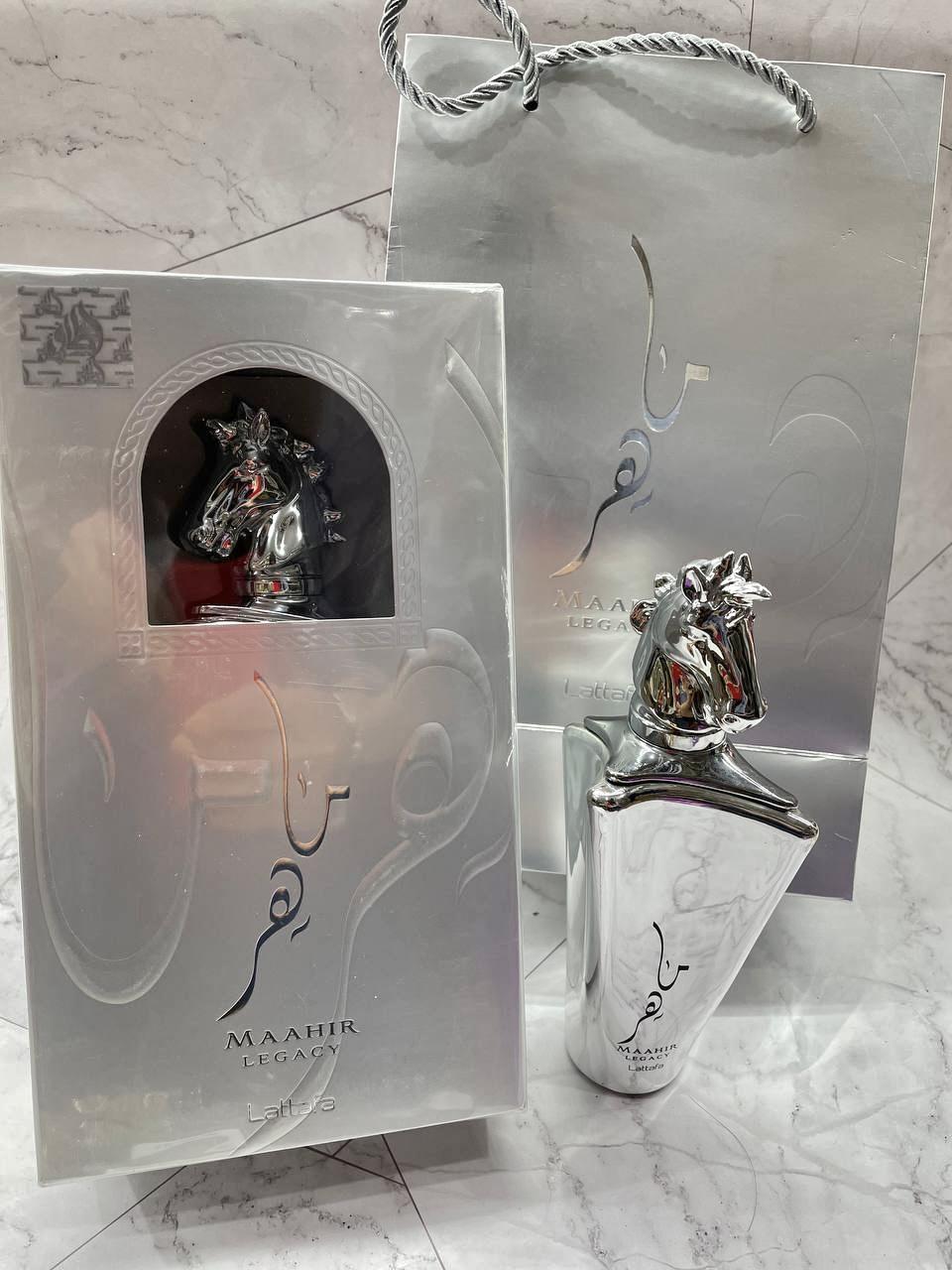 Духи Maahir Legacy Lattafa Perfumes Маахир Легаси Латафа Парфюмс